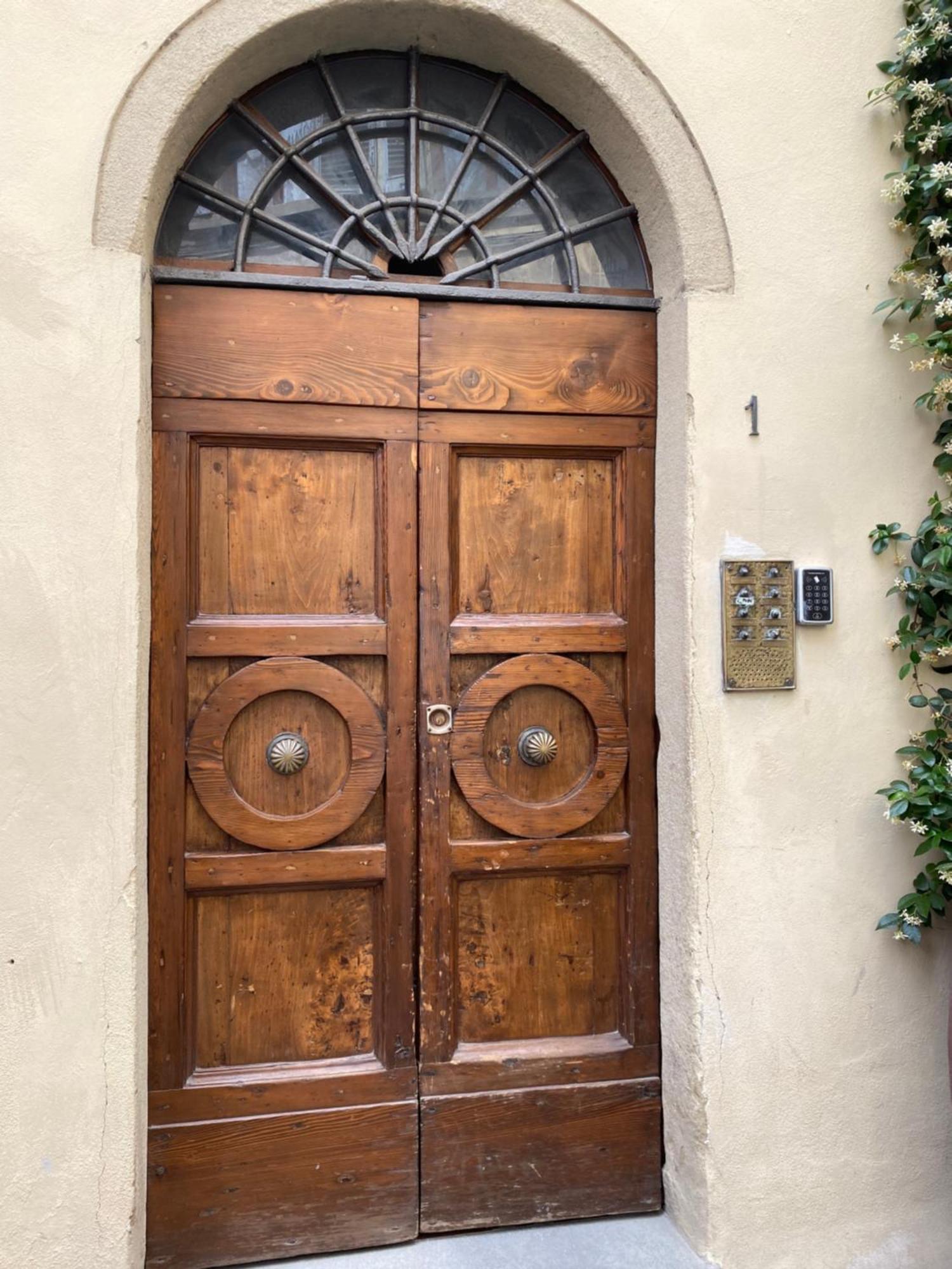 Amazing Apartment In Piazza Santa Croce Firenze Exteriör bild